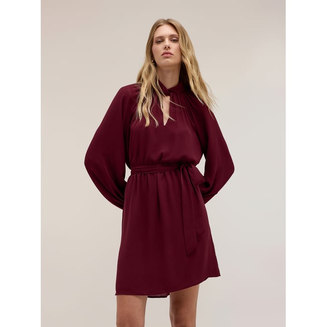 Robe évasée drapée burgundy <span itemprop=