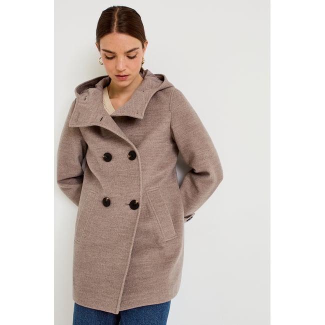 Manteau ajusté 3/4 à capuche taupe <span itemprop=