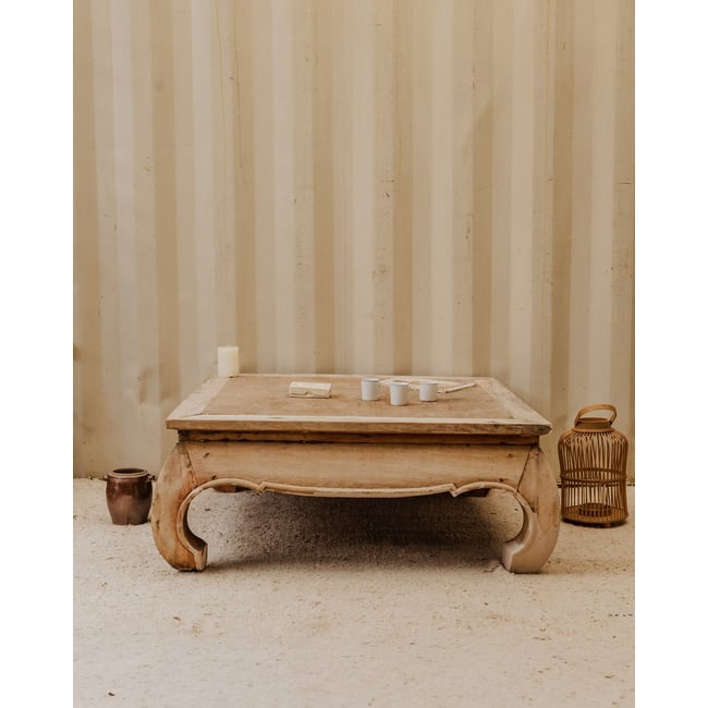 Table basse en bois Léonie N°1129 - Bon état Couleur bois clair <span itemprop=