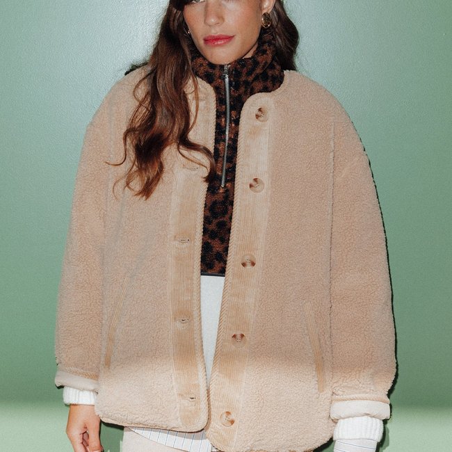 ADELE en moumoute réversible beige <span itemprop=