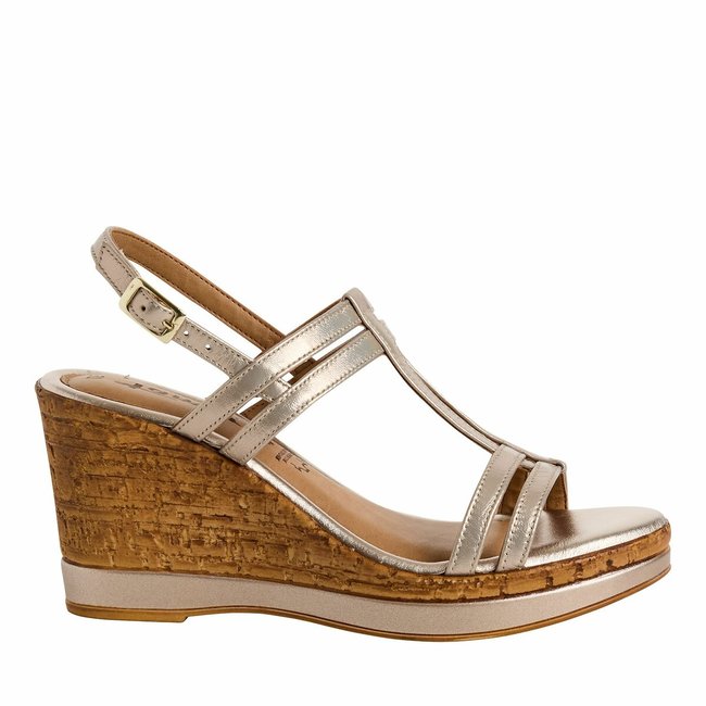 Sandalias con tacón en cuña de piel champán <span itemprop=