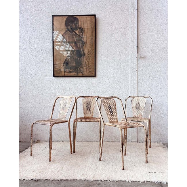 Lot de 4 chaises en métal Alma N°677 - Bon état Couleur gris <span itemprop=