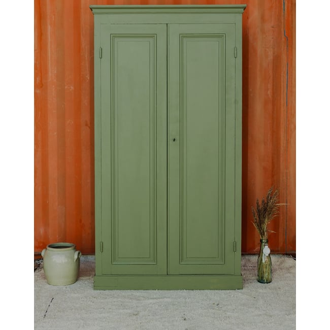 Armoire en bois kaki Blandine N°451 - Bon état Couleur kaki <span itemprop=