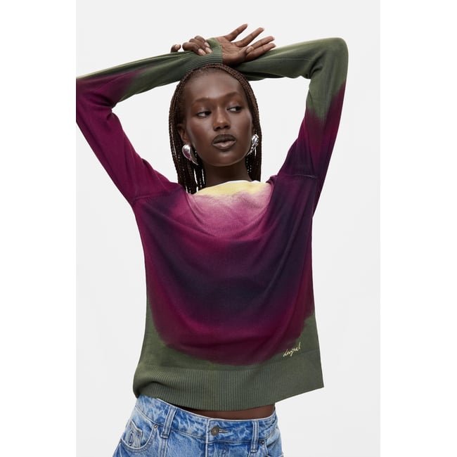 Pull en maille fine effet dégradé rouge <span itemprop=