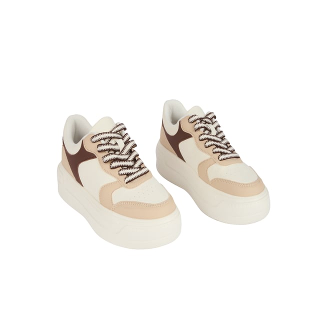 Basket similicuir bicolore blanc <span itemprop=