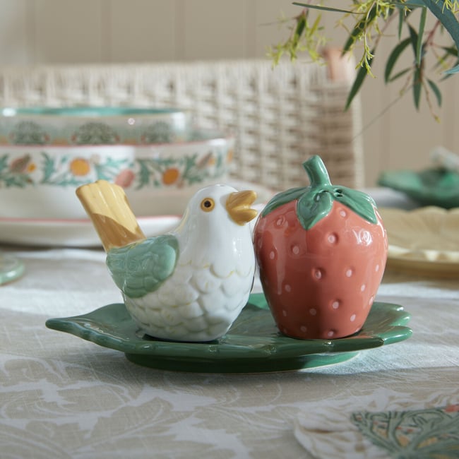 Kitchen Garden Salt & Pepper Shakers, multi-coloured, WILLIAM MORRIS AT HOME
