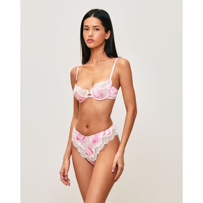 Tanga en satin et dentelle à motifs cerises GLOSSYPAISLIZ rose <span itemprop=