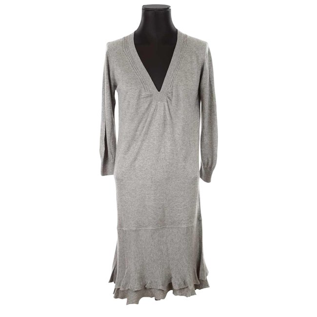 Robe - Bon État gris <span itemprop=