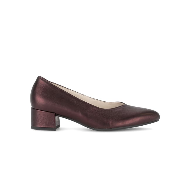 Escarpins en cuir à talon décroché rouge <span itemprop=