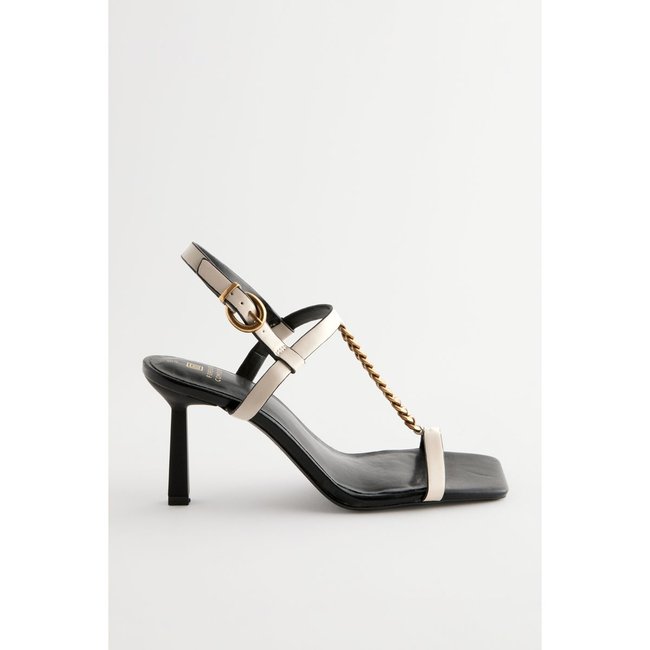 Chaussures à talons style salomé avec chaîne crème <span itemprop=