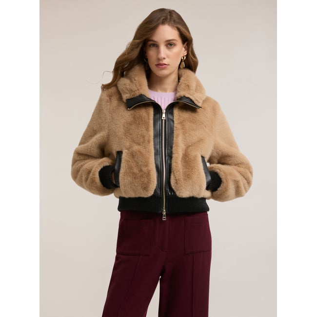 Veste effet peluche beige <span itemprop=