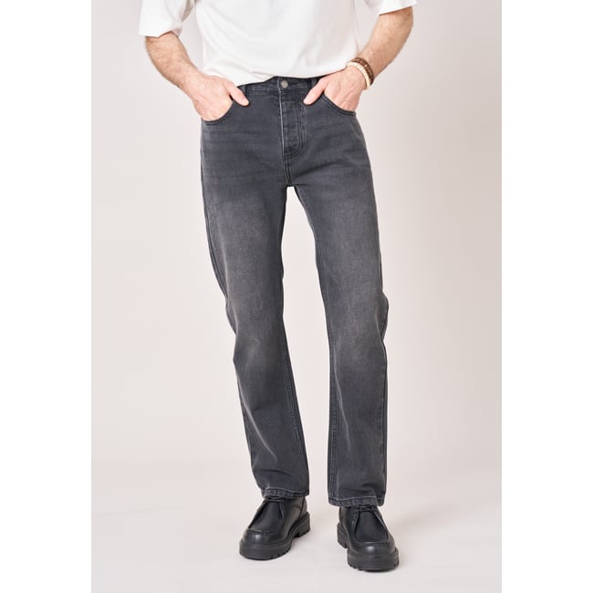 Jean straight homme en coton noir délavé SAUL gris foncé délavé <span itemprop=