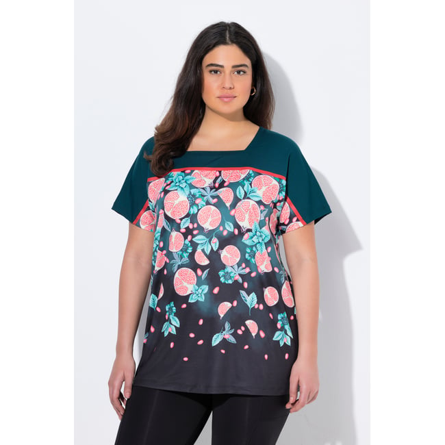 T-shirt oversize technique. Encolure carrée noir <span itemprop=