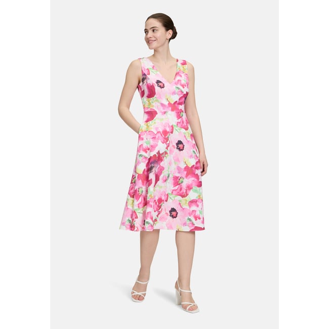 Robe de cocktail à imprimé à fleurs cream/rosé <span itemprop=