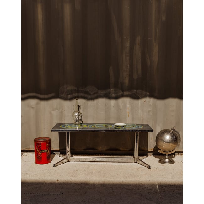 Table basse en chrome et céramique Donna N°1131 - Bon état Couleur argenté <span itemprop=