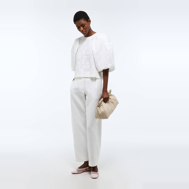 Pantalon barrel contenant du coton blanc <span itemprop=