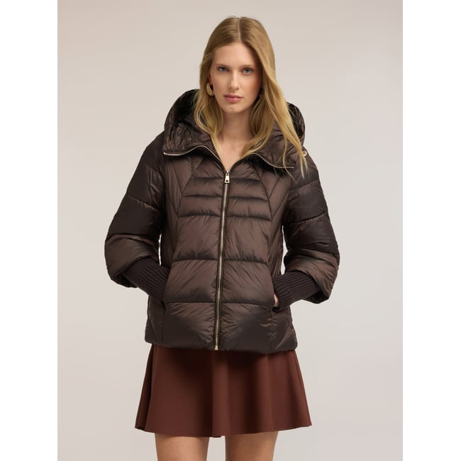 Doudoune épaisse oversize à capuche marron <span itemprop=