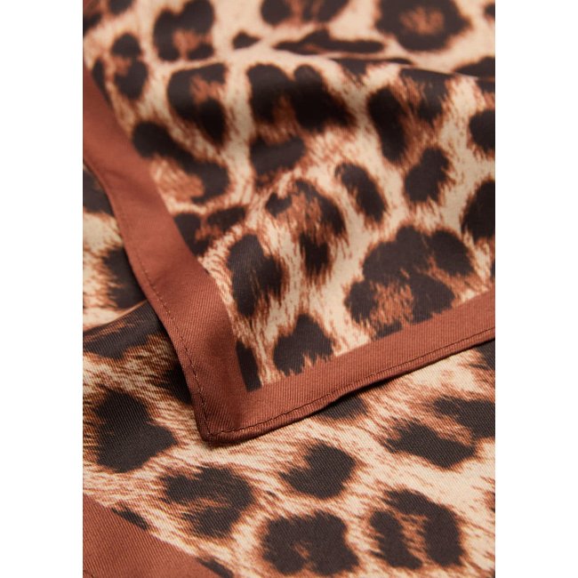 Foulard imprimé léopard marron <span itemprop=