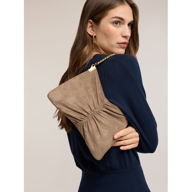 Sac à bandoulière avec drapé et chaîne beige <span itemprop=