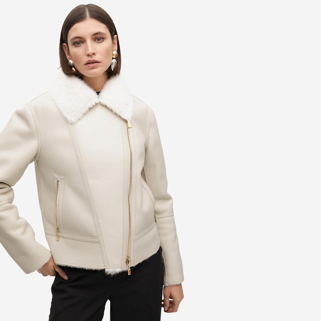 Veste en simili cuir avec col ecru <span itemprop=