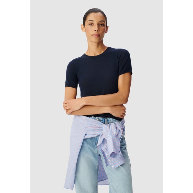 Pull manches courtes tricot en laine bleu marine <span itemprop=
