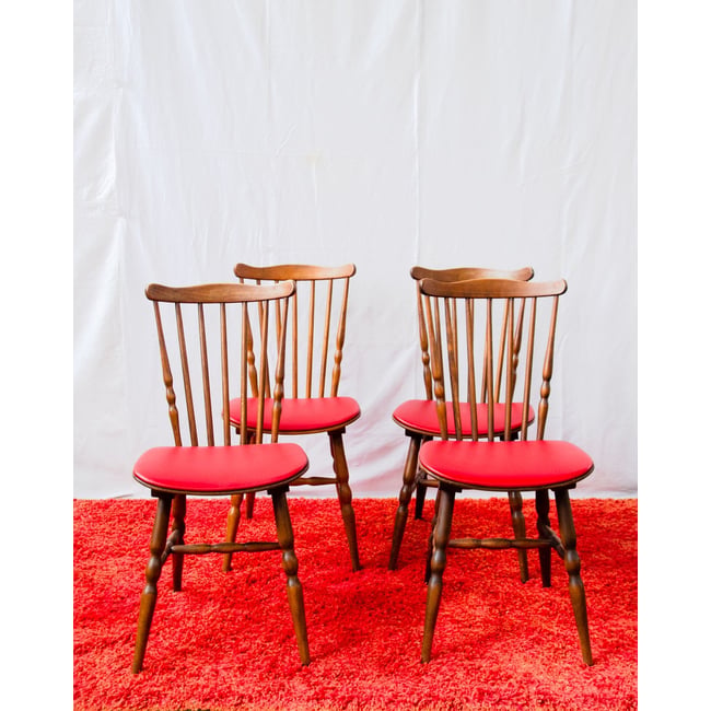 Lot de 4 chaises en bois et skaï Claude N°1737 - Bon état Couleur bois foncé <span itemprop=