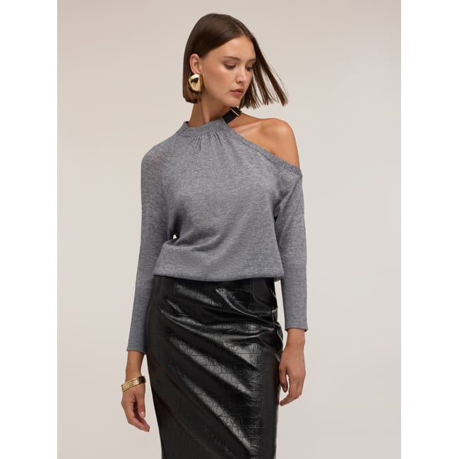 Pull avec découpe sur l'épaule gris <span itemprop=