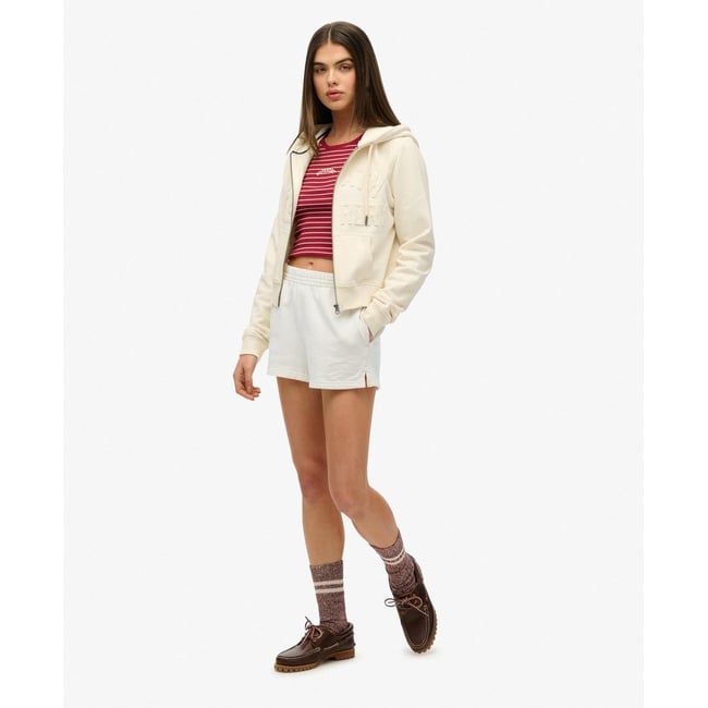 Short brodé ton sur ton Athletic Essentials blanc cassé os du désert <span itemprop=