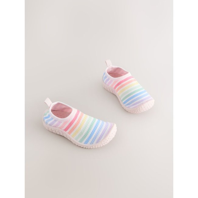 Chaussettes de nage rayures multicolores <span itemprop=