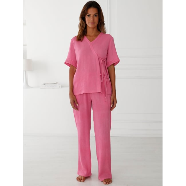 Pyjama gaze de coton rose <span itemprop=