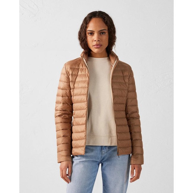 Piumino leggero con zip, collo alto, CHA miele JOTT