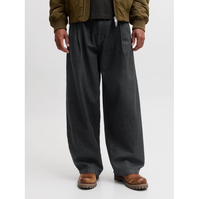 Jeans À Coupe Tonneau black denim <span itemprop=