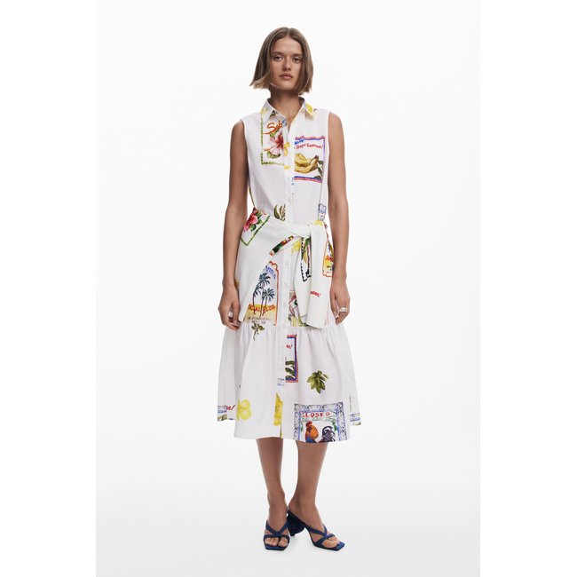 Robe chemise à motifs cartes postales beige <span itemprop=
