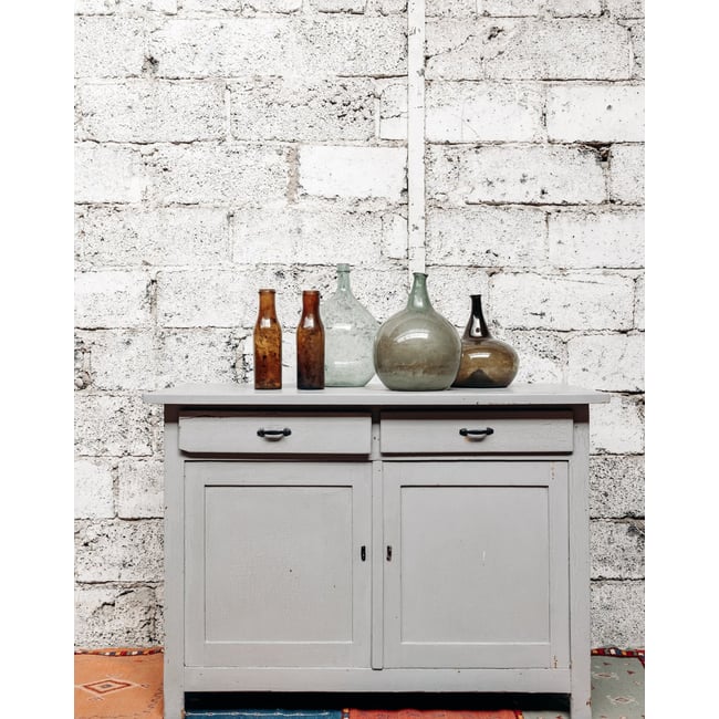 Buffet en bois Gilbert N°63 - Bon état Couleur gris <span itemprop=