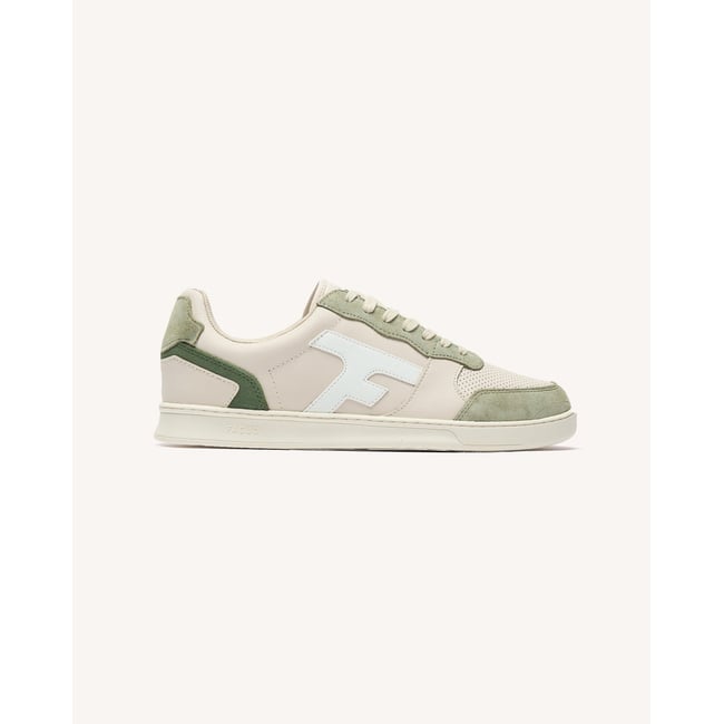 Baskets basses cuir suede HAZEL écru et kaki clair <span itemprop=