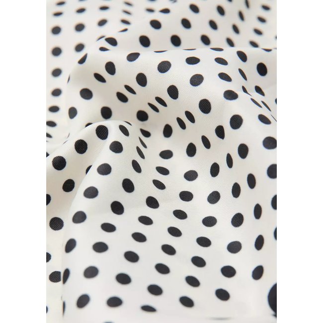 Mouchoir satiné à pois écru <span itemprop=
