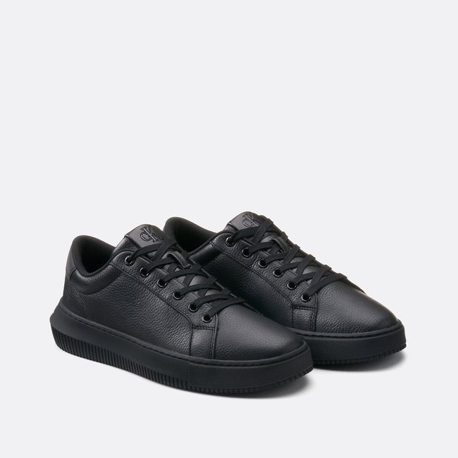 Sapatilhas em pele chunky cupsole preto <span itemprop=