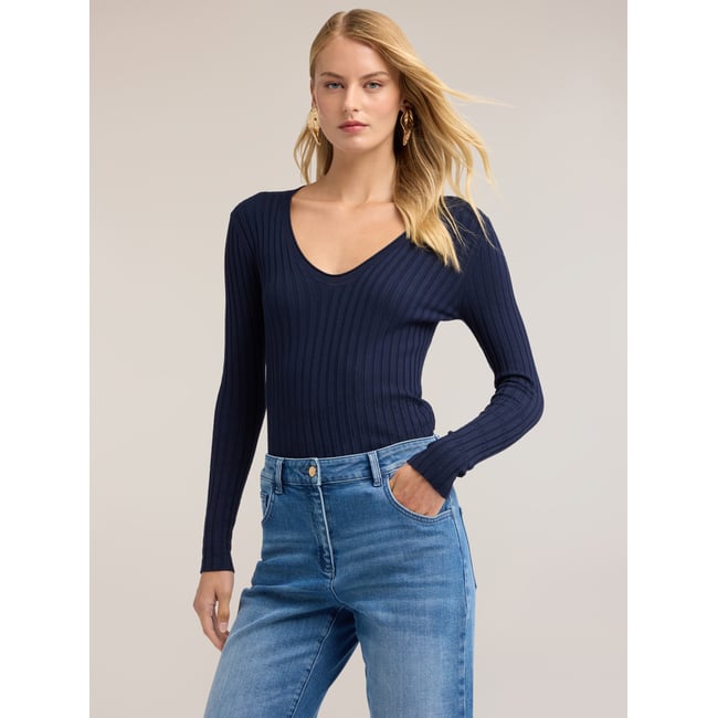 Pull à côtes plates avec encolure en V bleu <span itemprop=