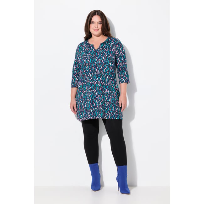 T-shirt long, col tunisien et manches 3/4 noir <span itemprop=