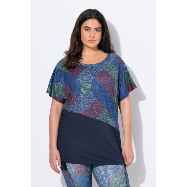 T-shirt de sport oversize. Manches courtes. marine <span itemprop=