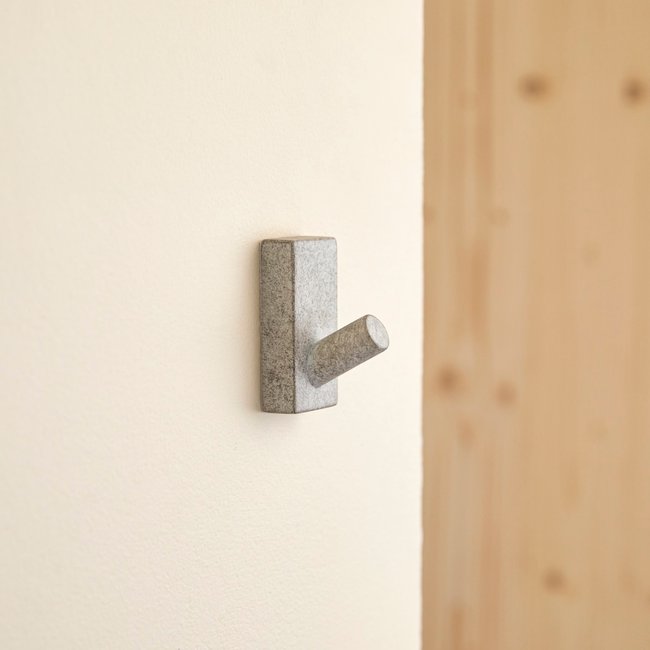 Patère béton, grey SARA Couleur gris <span itemprop=