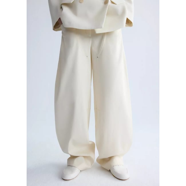 Pantalon balloon coutures décoratives écru <span itemprop=