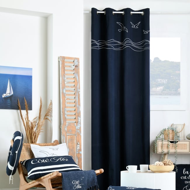 Rideau tamisant polycoton à œillets motif bord de mer bleu marine <span itemprop=