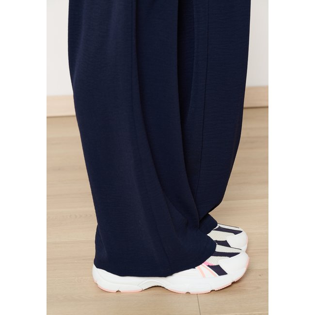 Pantalon large fluide bleu marine <span itemprop=