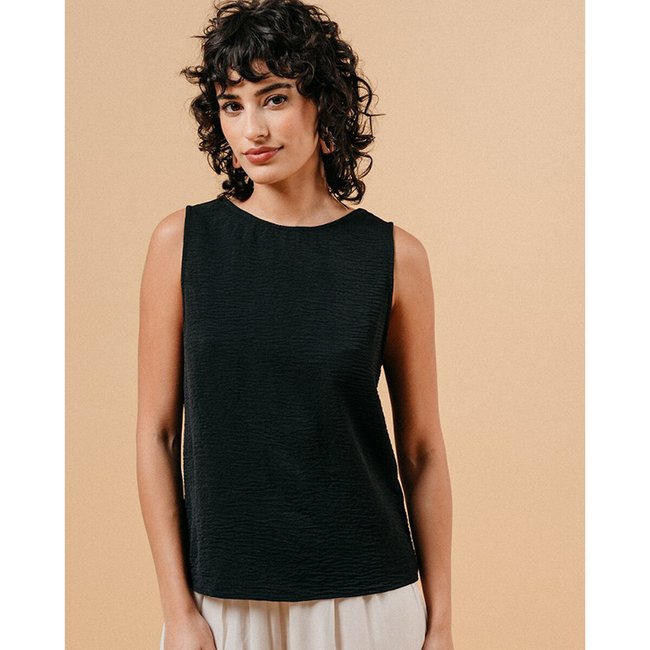 Top Malice décolleté dos noir <span itemprop=