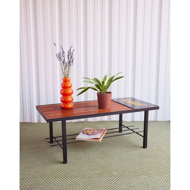 Table basse en pierre de lave Donna N°1103 - Bon état Couleur bois clair <span itemprop=