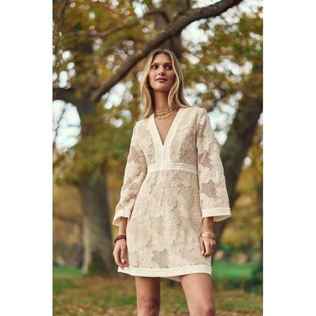 Robe courte droite imprimé broderie ROSANE 13-beige <span itemprop=