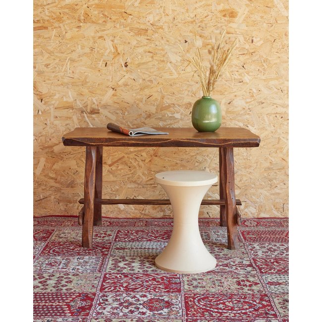 Table d'appoint brutaliste en bois Francine N°941 - Bon état Couleur bois foncé <span itemprop=