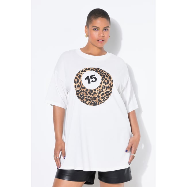T-shirt oversize. Manches courtes. Motif blanc cassé <span itemprop=