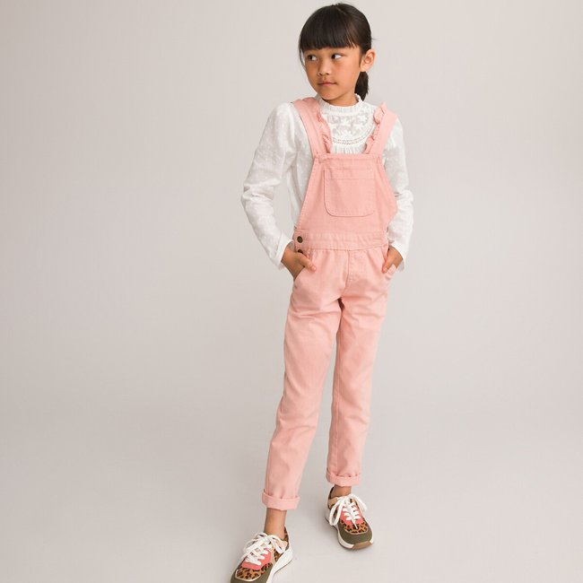 Peto tirantes y volantes rosa <span itemprop=